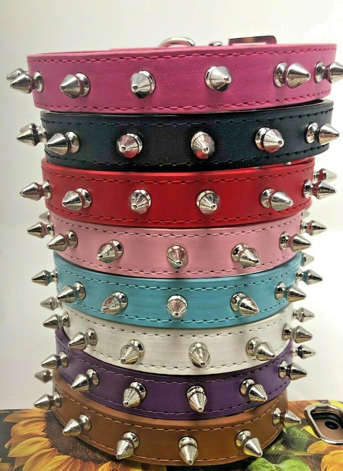 Cat collars with spikes